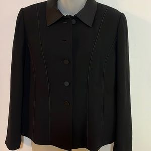 Kasper A. S.L. Petite black button front fully lined blazer. Womens size 8P EUC